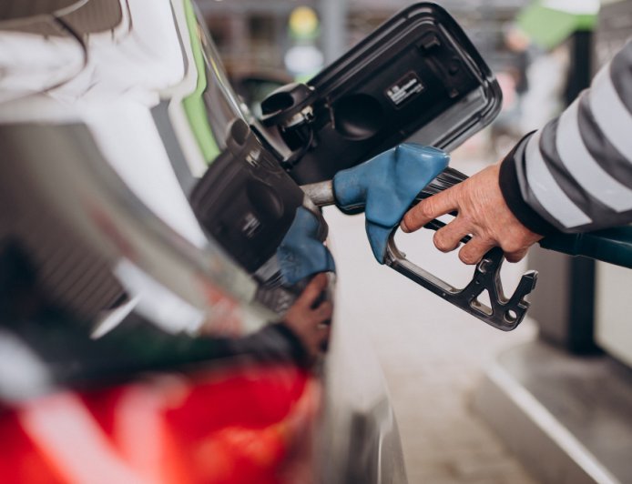 Gasolina fica até 5% mais barata em BH, revela Mercado Mineiro